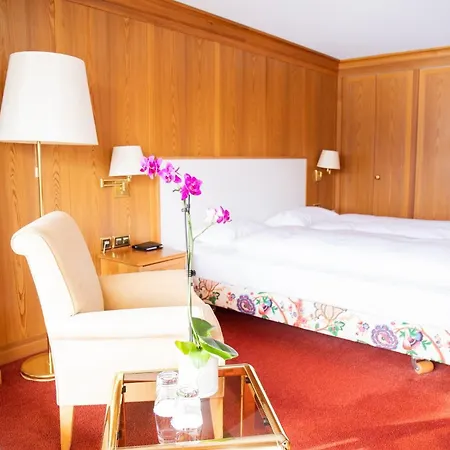 The Grand - Pop-up Hotel