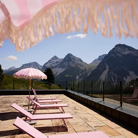 Готель The Grand - Pop-up Self Check-in *