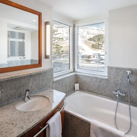 The Grand - Pop-up Self Check-in Hotel