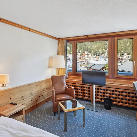 The Grand - Pop-up Self Check-in Готель Ароза