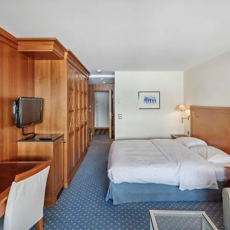 The Grand - Pop-up Self Check-in Готель *