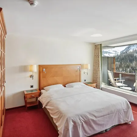 The Grand - Pop-up Self Check-in Ароза