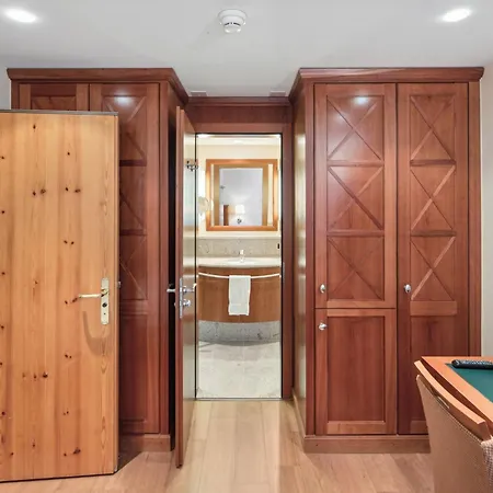 The Grand - Pop-up Self Check-in Готель *