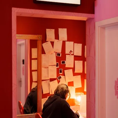 The Grand - Pop-up Self Check-in فندق