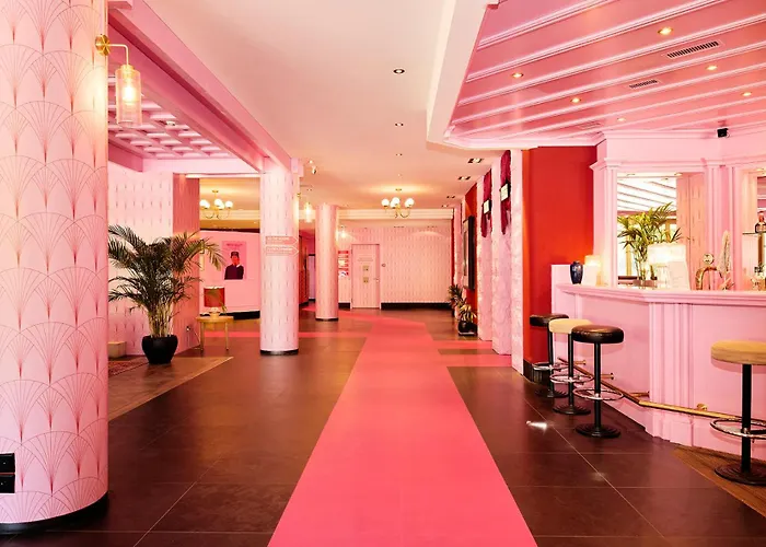 Hotel The Grand - Pop-up Self Check-in Arosa