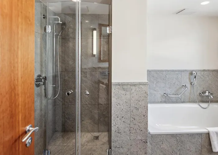 The Grand - Pop-up Self Check-in * Arosa