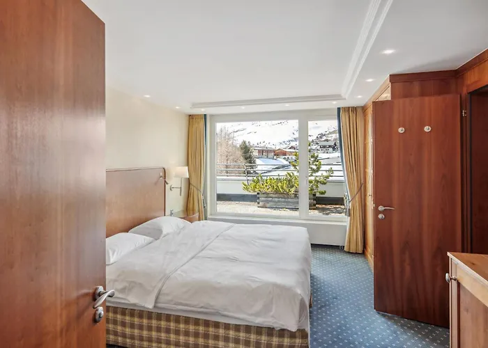 The Grand - Pop-up Self Check-in *