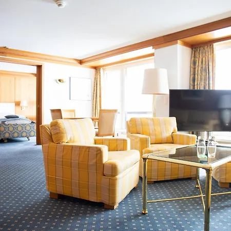 The Grand - Pop-up Hotel