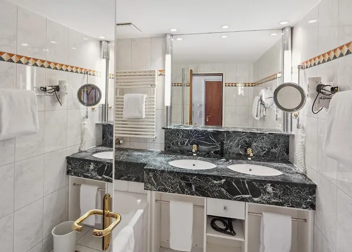 The Grand - Pop-up Self Check-in أروسا