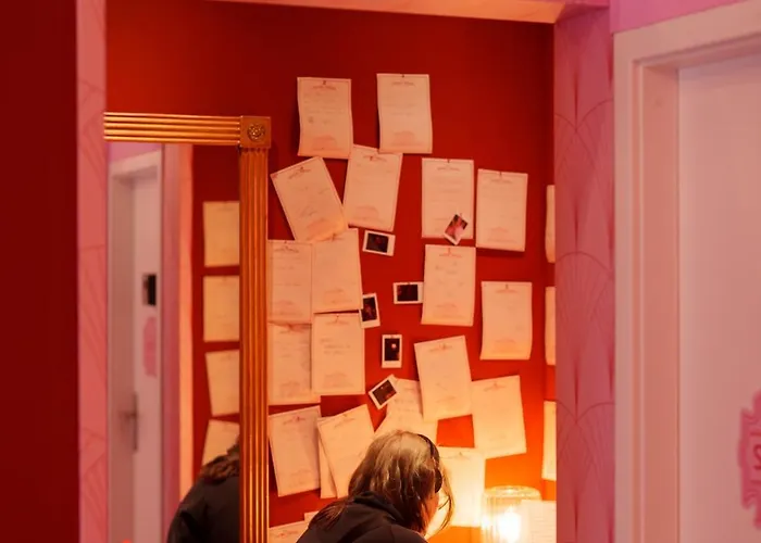 The Grand - Pop-up Self Check-in فندق